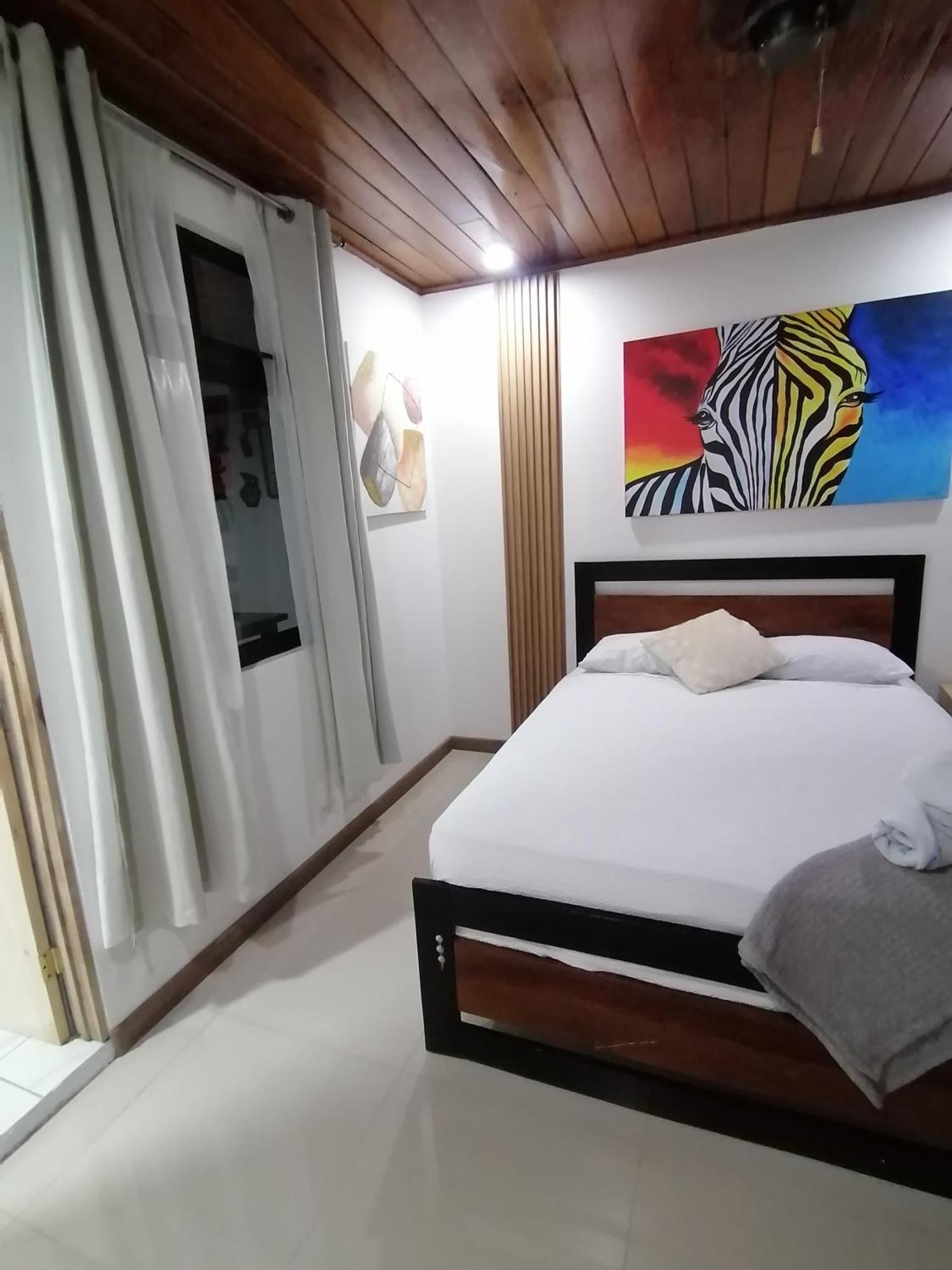 Airport Traveler'S Home. Alajuela Zewnętrze zdjęcie